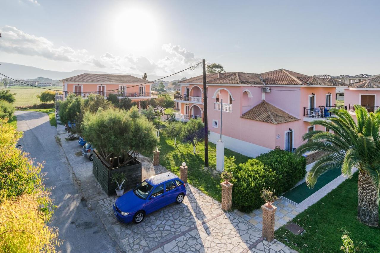 Costas Hotel Kalamákion Extérieur photo