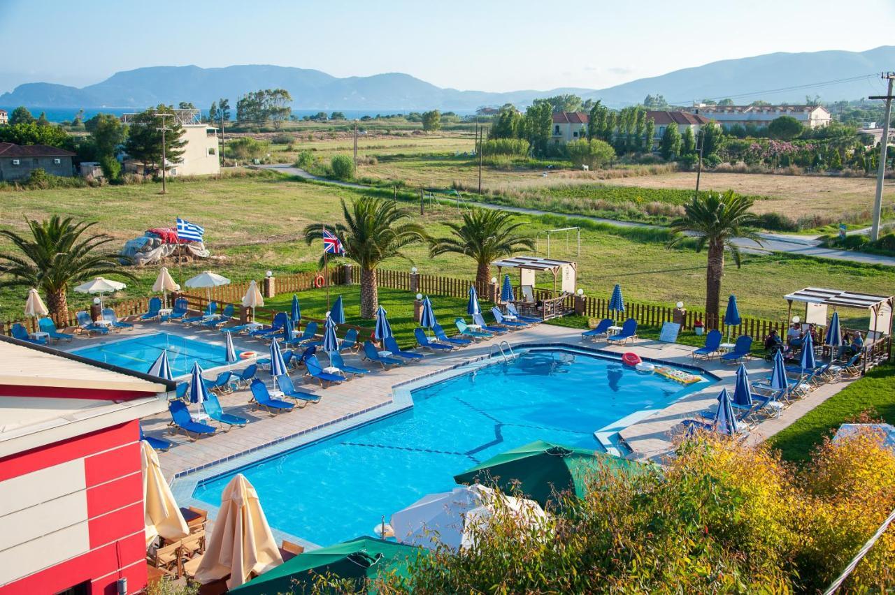 Costas Hotel Kalamákion Extérieur photo
