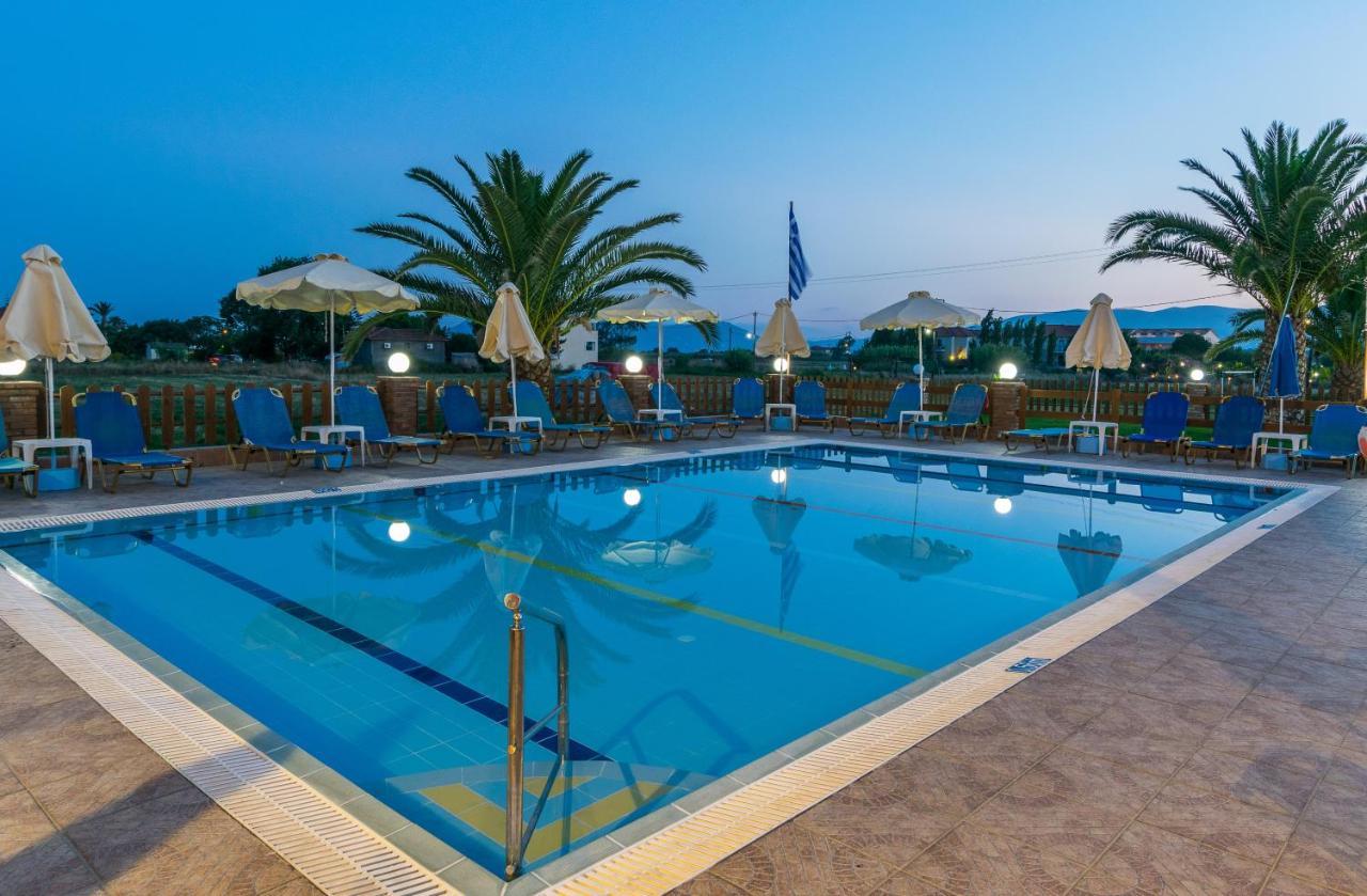 Costas Hotel Kalamákion Extérieur photo